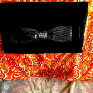 Fancy Black Bow Clutch